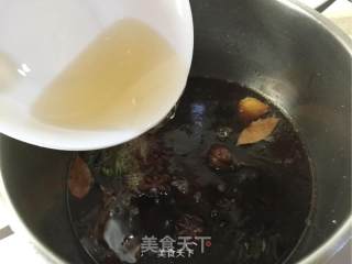 【吮指鼓油鸡】的做法步骤：6