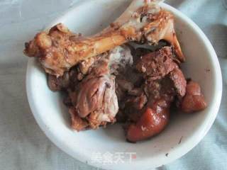 扒肘子的做法步骤：4