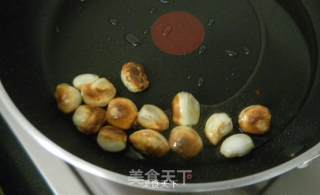 金蒜烧带鱼的做法步骤：2