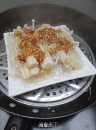 蒜茸粉丝金针菇的做法步骤：7