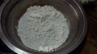 洋葱牛肉馅饼的做法步骤：1