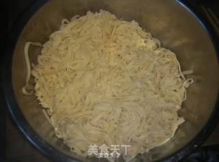 葱油豆腐皮的做法步骤：4