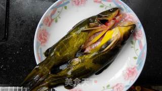 孕妇营养餐——豆腐炖黄甲鱼的做法步骤：1