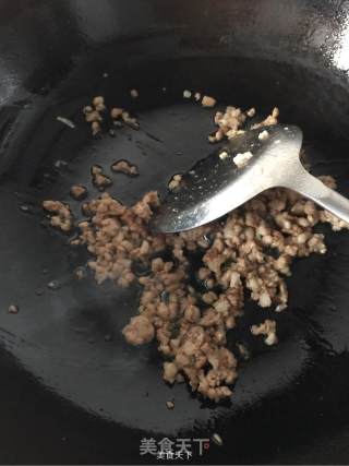 干煸四季豆的做法步骤：3