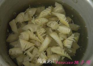 油焖春笋鸡翅的做法步骤：4