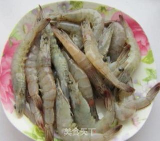 红烧大虾的做法步骤：1