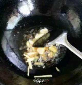 红烧大虾的做法步骤：2