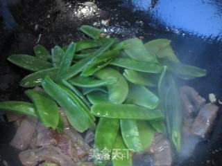 菲力牛排炒荷兰豆的做法步骤：8