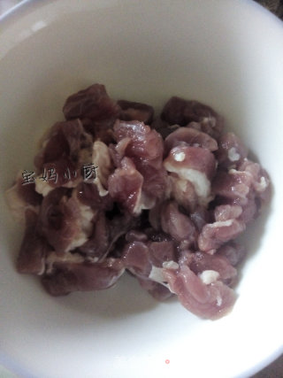 小炒肉片豆角的做法步骤：1