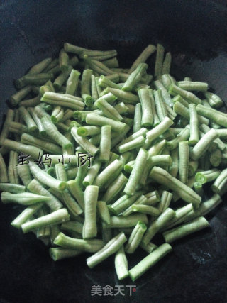 小炒肉片豆角的做法步骤：4