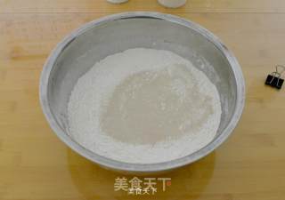 改良版卤肉包的做法步骤：2