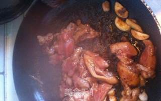 香菇滑鸡煲仔饭的做法步骤：7