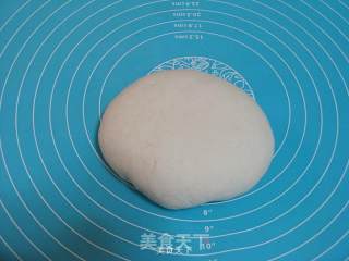 美味花生酱大花卷的做法步骤：5