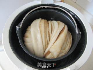 美味花生酱大花卷的做法步骤：13