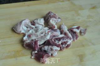 私房牛腩的做法步骤：1