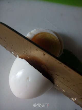 凉拌鸡蛋片（附鸡蛋的煮法）的做法步骤：4
