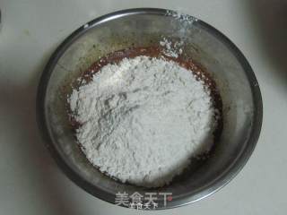 意式葡萄干花生硬饼的做法步骤：2