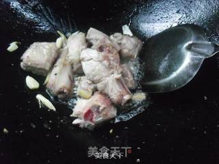 土豆烧排骨的做法步骤：4