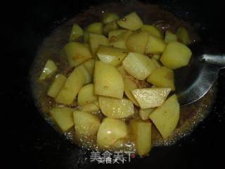 土豆烧排骨的做法步骤：6