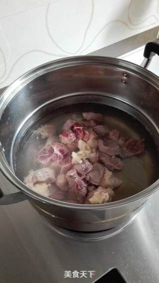 红烧牛肉的做法步骤：3