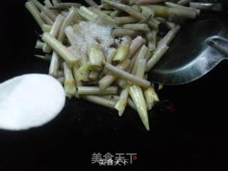 酸辣藕带的做法步骤：5
