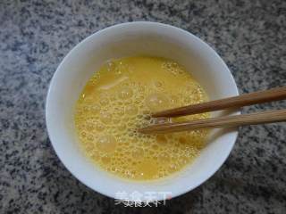 雪菜鸡蛋炒饭的做法步骤：3