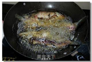 糟辣鲫鱼的做法步骤：2