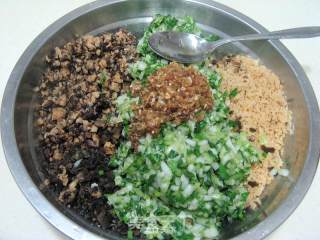 油菜香菇素馅饺子的做法步骤：5