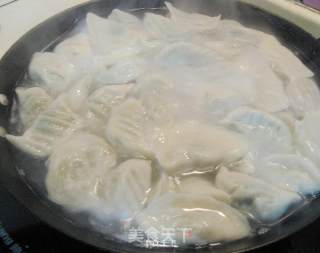 油菜香菇素馅饺子的做法步骤：12