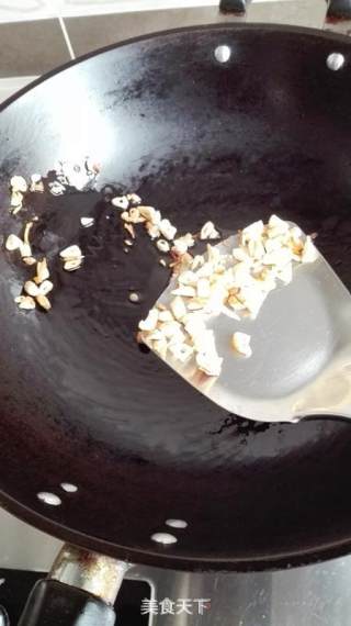 金蒜四季豆的做法步骤：2