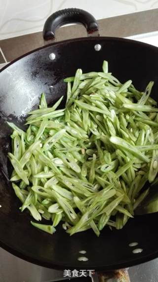 金蒜四季豆的做法步骤：4