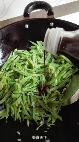 金蒜四季豆的做法步骤：5