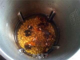 黄豆核桃豆浆的做法步骤：3