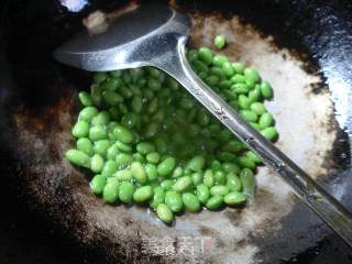 雪菜茭白炒毛豆的做法步骤：5