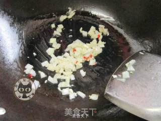 白酒蛤蜊意大利面的做法步骤：2
