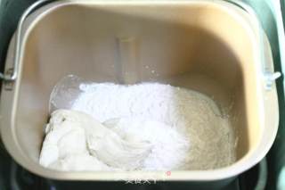 深讨孩子喜爱的小熊豆沙包的做法步骤：2