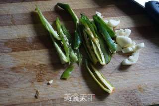 最朴实无华的农家菜【笋干炒腊肉】的做法步骤：2