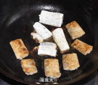 红烧刀鱼的做法步骤：3