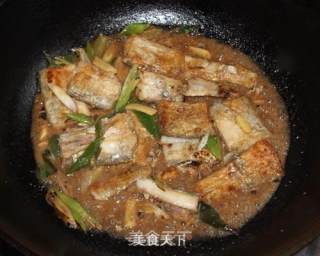 红烧刀鱼的做法步骤：7