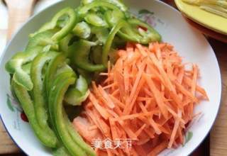 鱼香肉丝的做法步骤：2