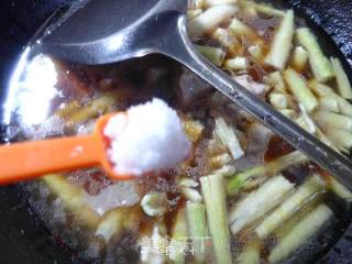 脚骨笋烧排骨的做法步骤：11
