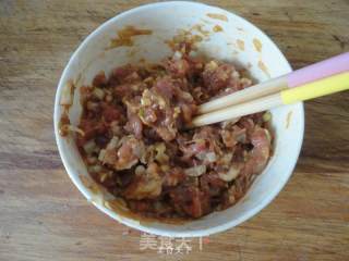 炸茄盒的做法步骤：1