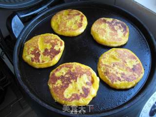 南瓜糯米饼——简单到没朋友的早餐小饼的做法步骤：5