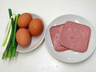 香葱火腿嫩蛋煎 ♥ 香草煎蛋5的做法步骤：1