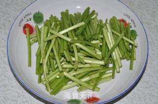 芦蒿鸡丝的做法步骤：3