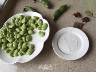 致亲爱的母亲【盐水蚕豆】的做法步骤：1