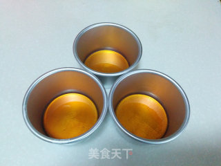 卡仕达焦糖布丁的做法步骤：3