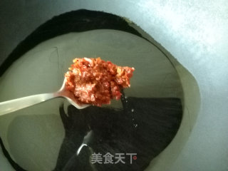 粉蒸排骨的做法步骤：1