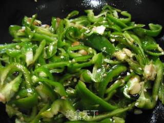 青椒肉丝的做法步骤：9