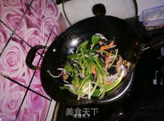 炒方便面的做法步骤：4